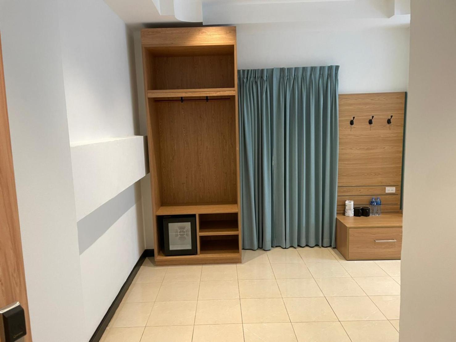 The Base Inn Pattaya Εξωτερικό φωτογραφία